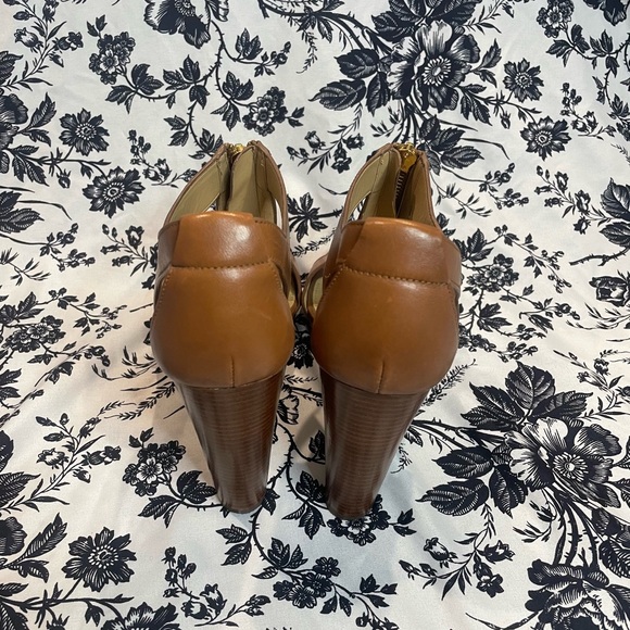 Michael Kors Brown leather heels with gold zipper detail size 7.5 #sandals - Picture 4 of 6